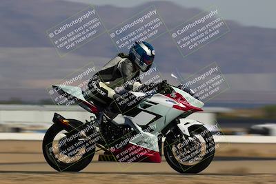 media/May-15-2022-SoCal Trackdays (Sun) [[33a09aef31]]/Back Straight Speed Shots (835am)/